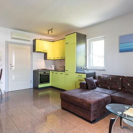 Holiday Home Ore Malinska Extérieur photo